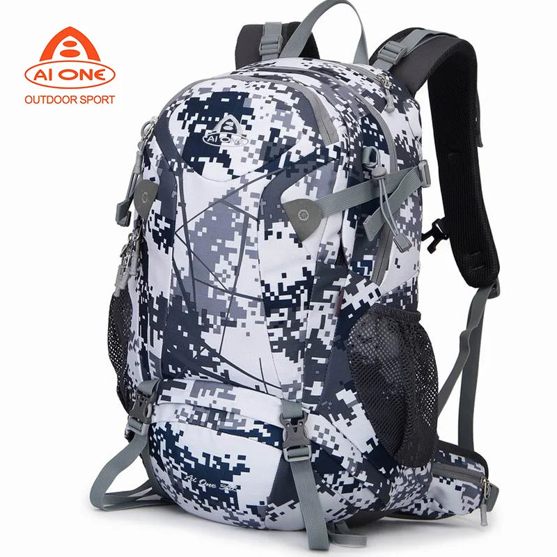 Waterproof Travel Hiking Backpack Sports Cycling Camping Backpack Rucksack Men Mountaineering Trekking Duffle Bagpack 900D 30L