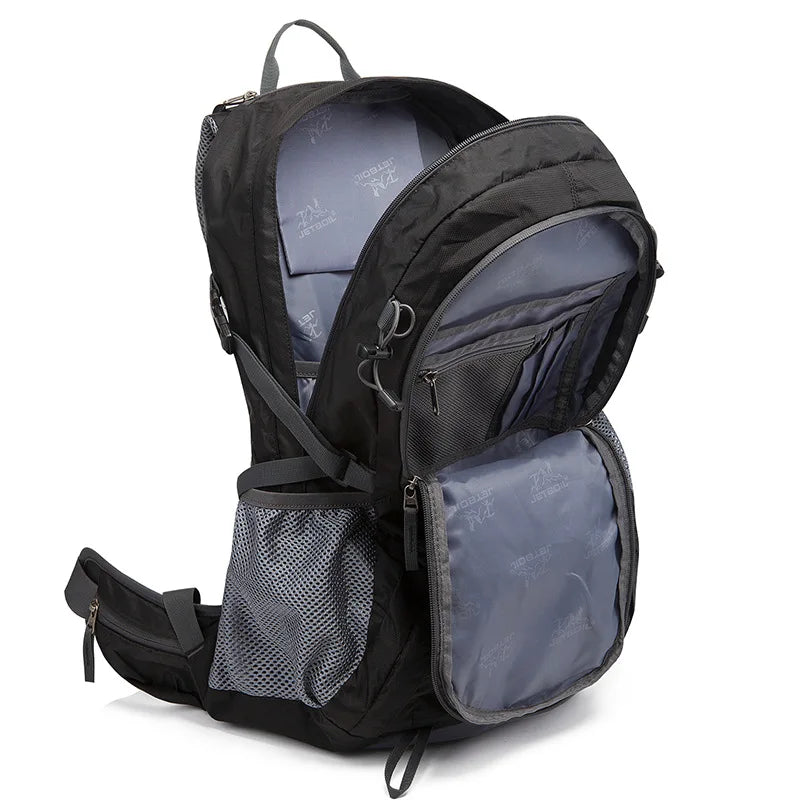 Hiking Backpacks Outdoor Waterproof Men and Women Mountaineering Travel Sports Backpack Large Capacity Camping Bag