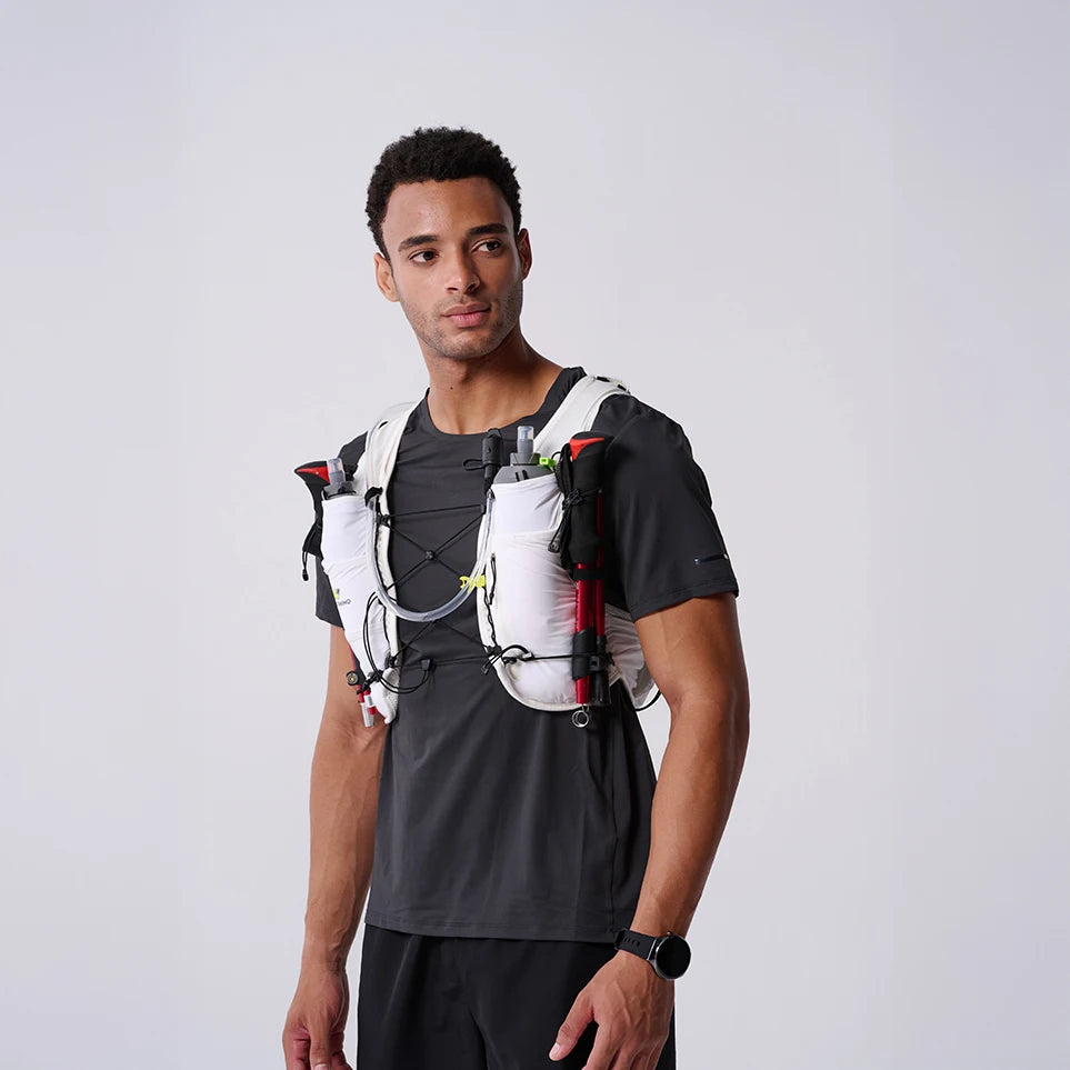 Lightweight White Running Vest Reflective Phone Holder Features Universal Cycling Running Hydration Access Polyester Waterproof